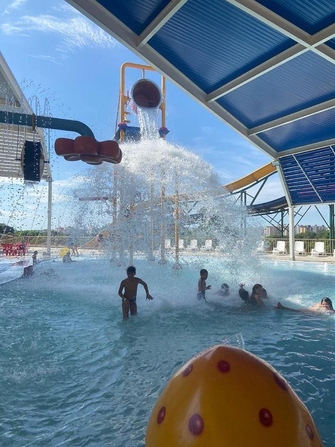 Piazza Diroma Acesso Diroma Acqua Park Gratuito Star Temporada Lejlighedshotel Caldas Novas Eksteriør billede